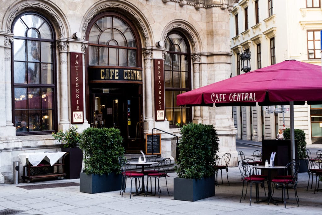 Café Central. Фото Анастасії Хлібник, 2021